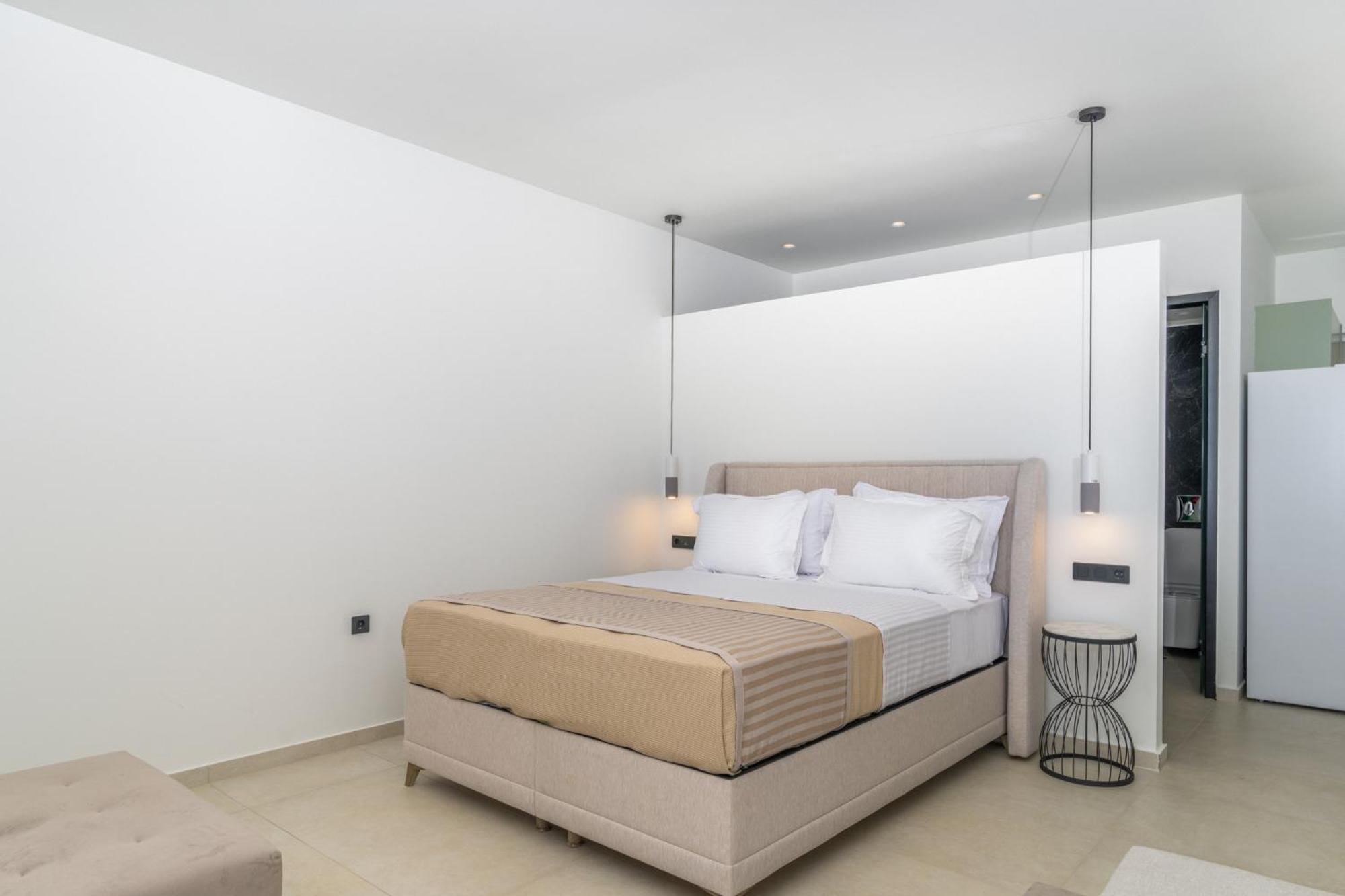 Mellamare Luxury Suites Athánion Exteriér fotografie