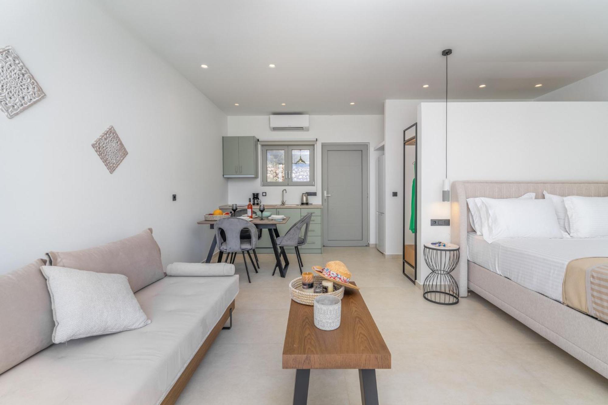 Mellamare Luxury Suites Athánion Exteriér fotografie