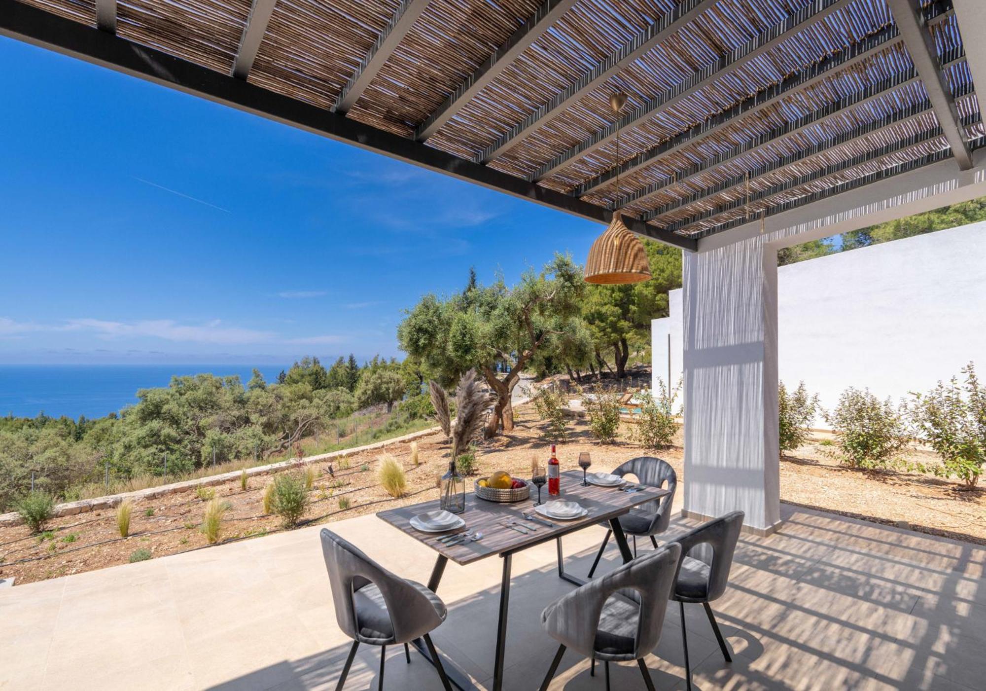 Mellamare Luxury Suites Athánion Exteriér fotografie